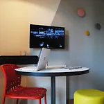 Ibis Centre Hotel 3*