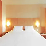 Ibis Centre