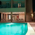 Ibis Centre Hotel