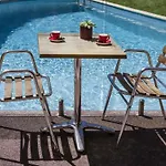 Ibis Centre 3*