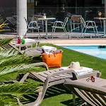 Hotel Ibis Centre 3*