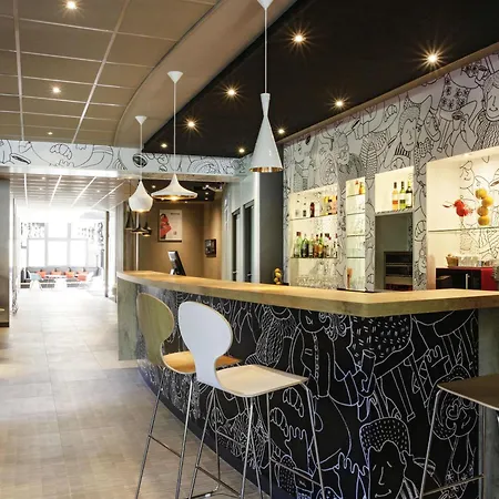 Ibis Centre Hotell