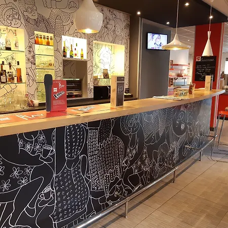 ホテル Ibis Centre イエール