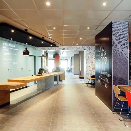 Ibis Centre Hotel 3*