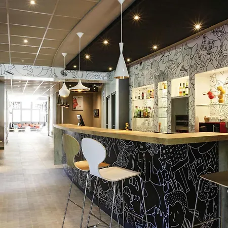Ξενοδοχείο Ibis Centre 3*