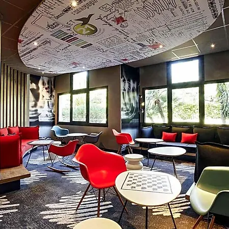 Ibis Centre 3*