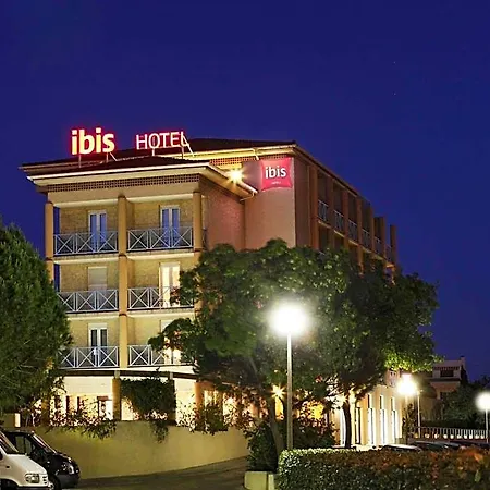 ホテル Ibis Centre イエール