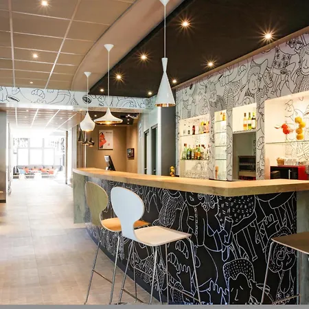 Ibis Centre Hotell