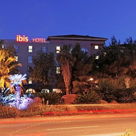 Ibis Centre ホテル 3*