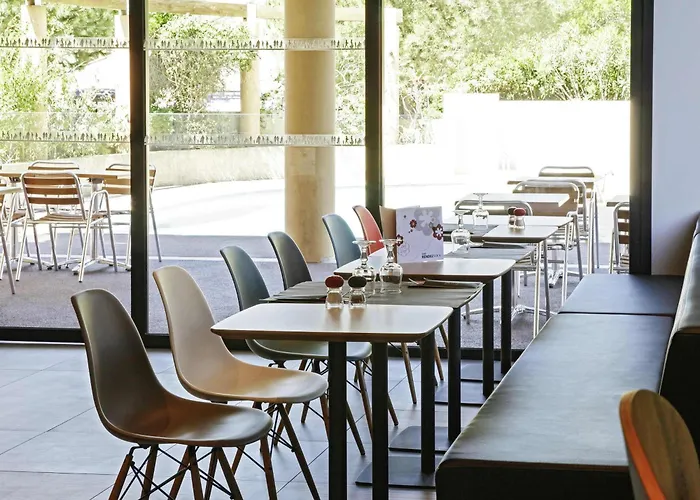 Ibis Centre הייר