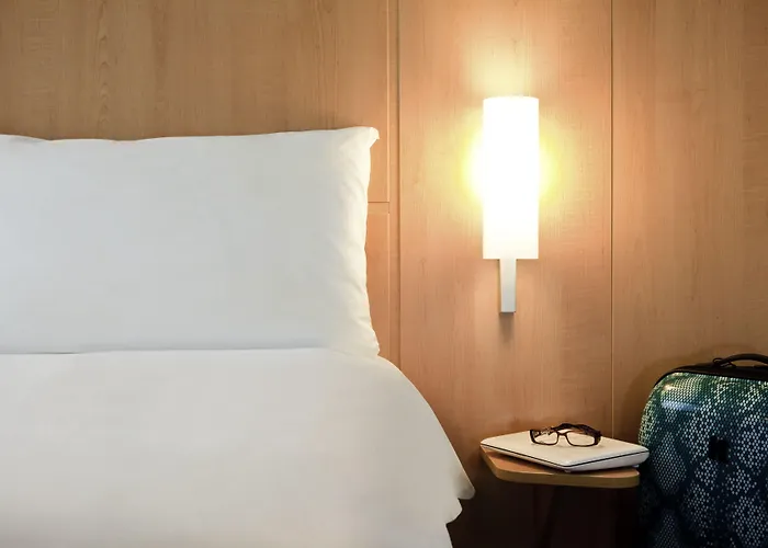 Ibis Centre מלון 3*