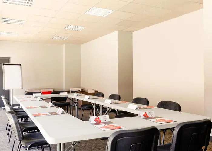 Ibis Centre מלון