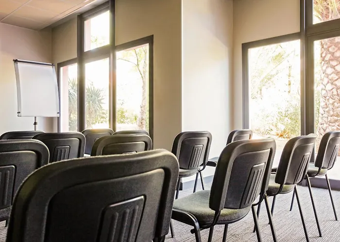 Ibis Centre מלון הייר