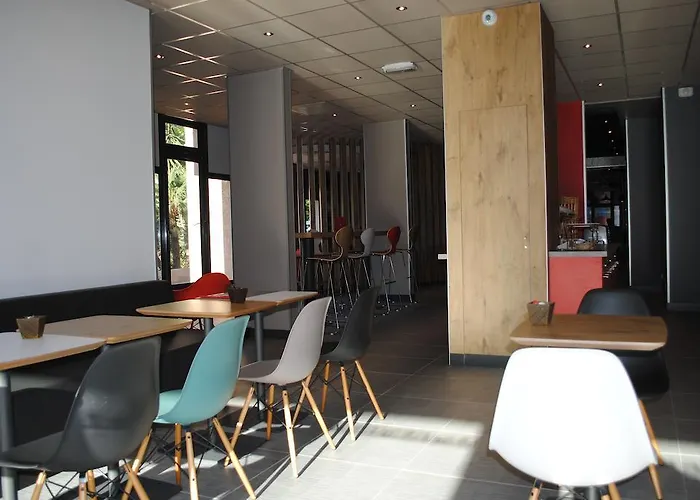 Ibis Centre מלון